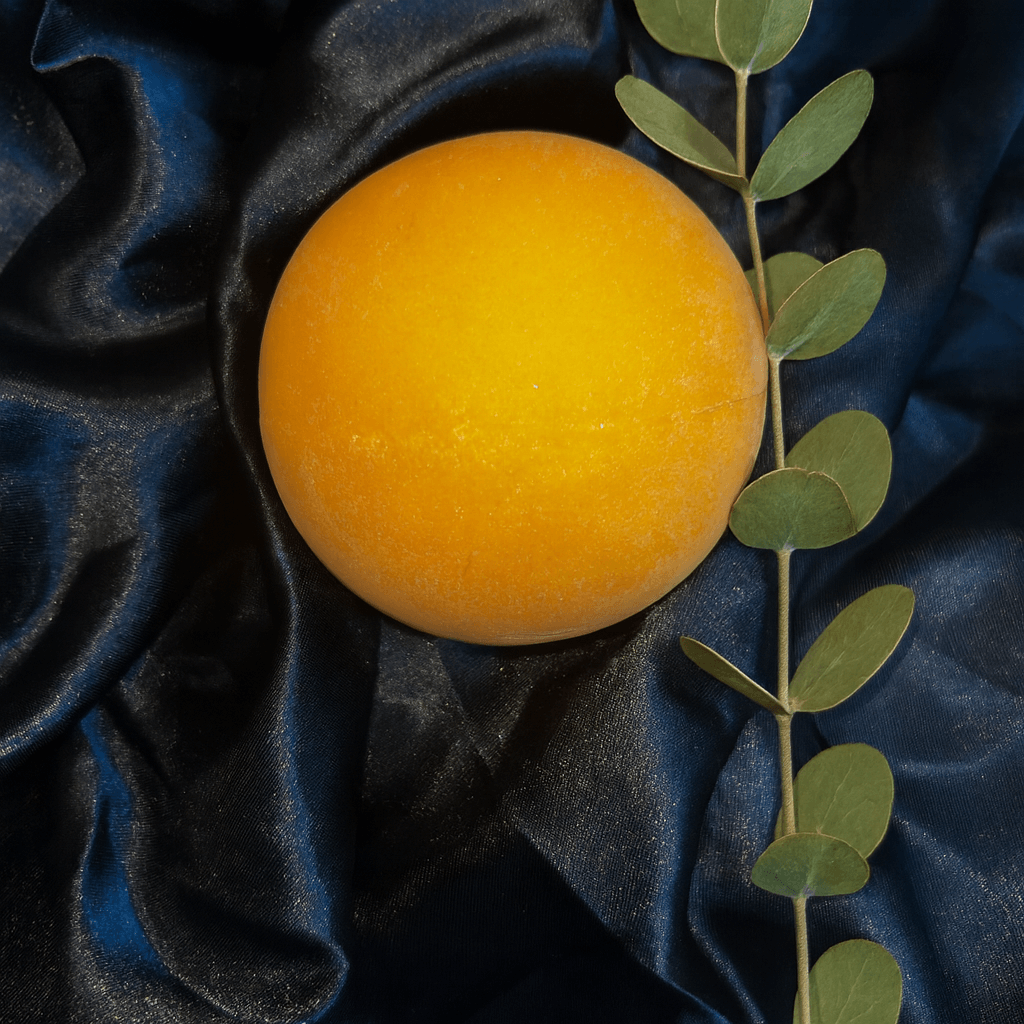 Bombe de bain fluorescente au parfum de Eucalyptus.