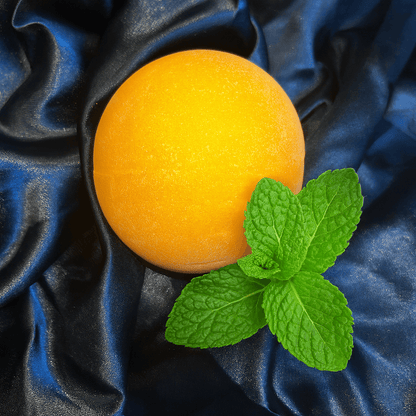 Bombe de bain fluorescente au parfum de Menthe.